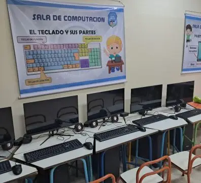 SALA DE CÓMPUTO (1)